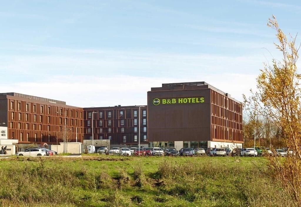 Отель B&B Hotel Marne la Vallee Val d'Europe 3*