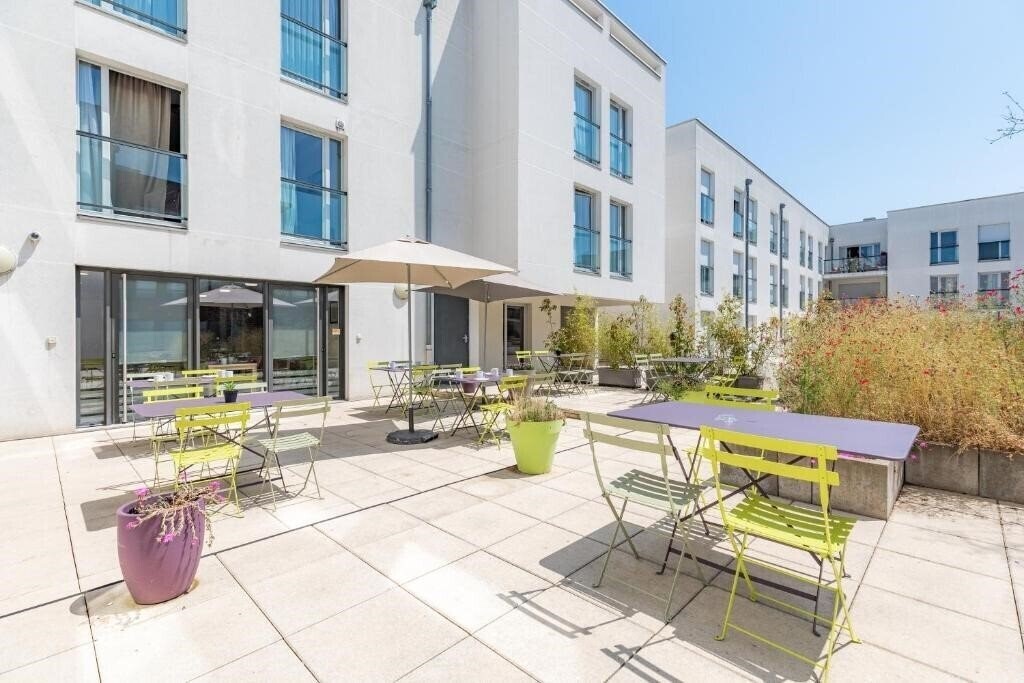 Фото Appart'City Chalon Sur Saone 3*