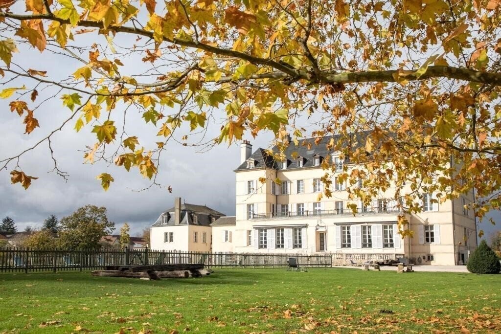 Отель Chateau de Saulon 3*