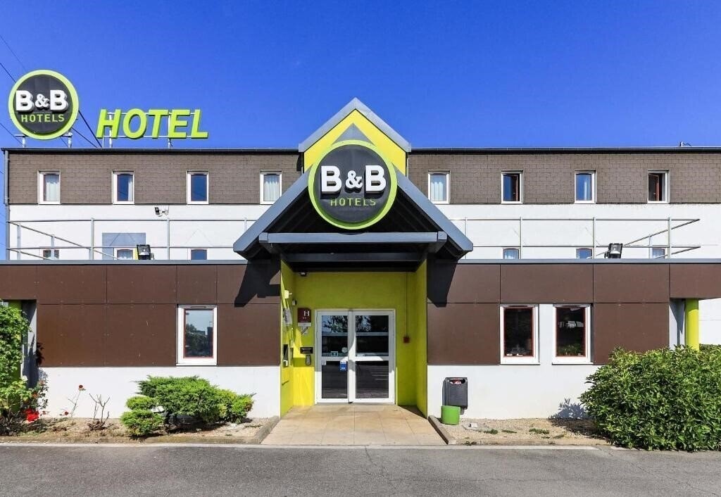 Отель B&B Hotel Dijon Nord Zenith 3*