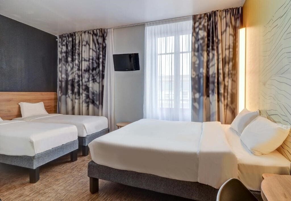 Фото B&B Hotel Dijon Centre 2*