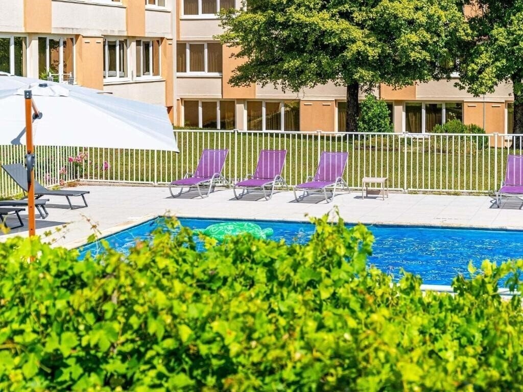 Отель Novotel Dijon Sud 4*