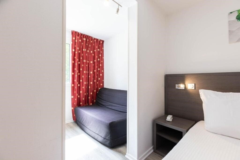 Картинка Hotel Authentic Dijon by Balladins Marsannay 3*