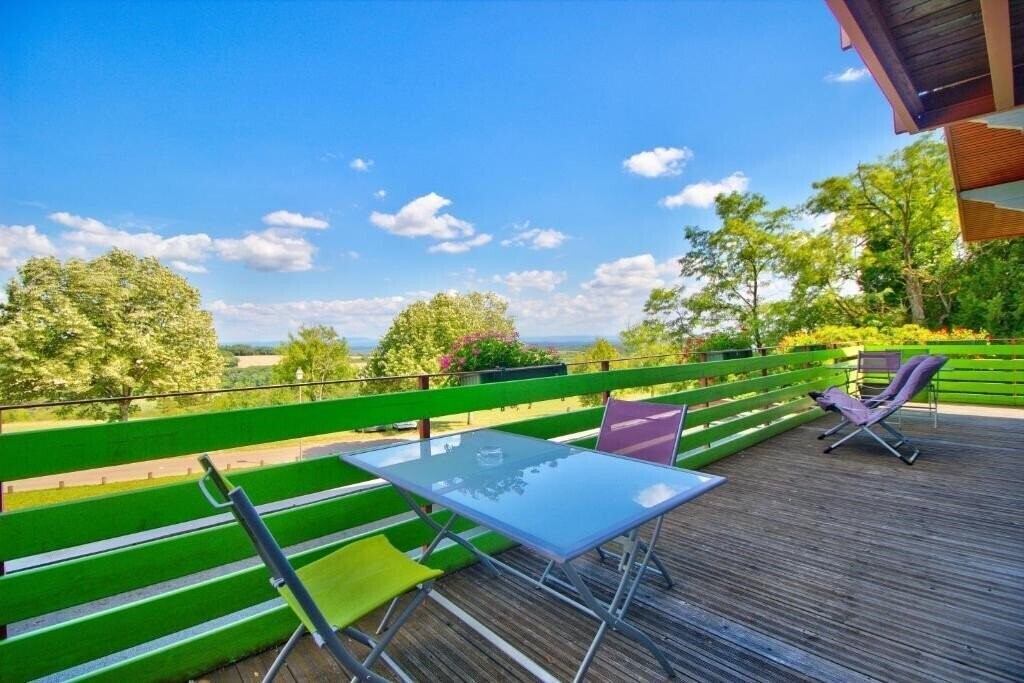 Зображення Logis Hotel Chalet du Mont Roland 3*