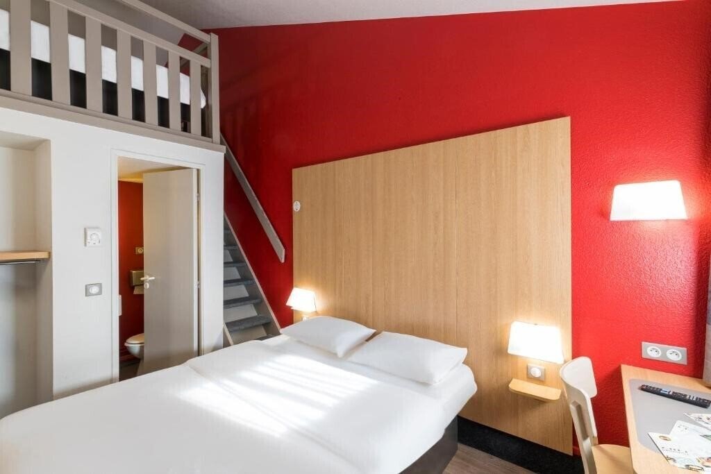 Отель B&B Hotel Auxerre Bourgogne 2*