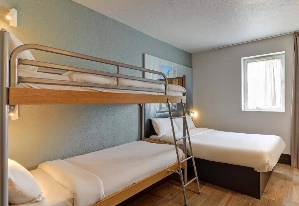 Фотография B&B Hotel Chalon Sur Saone Sud 2*