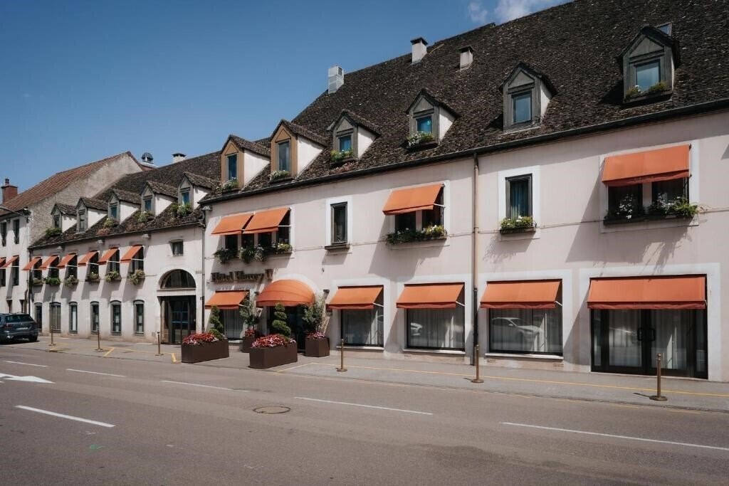 Готель Hotel Henry II Beaune Centre 4*