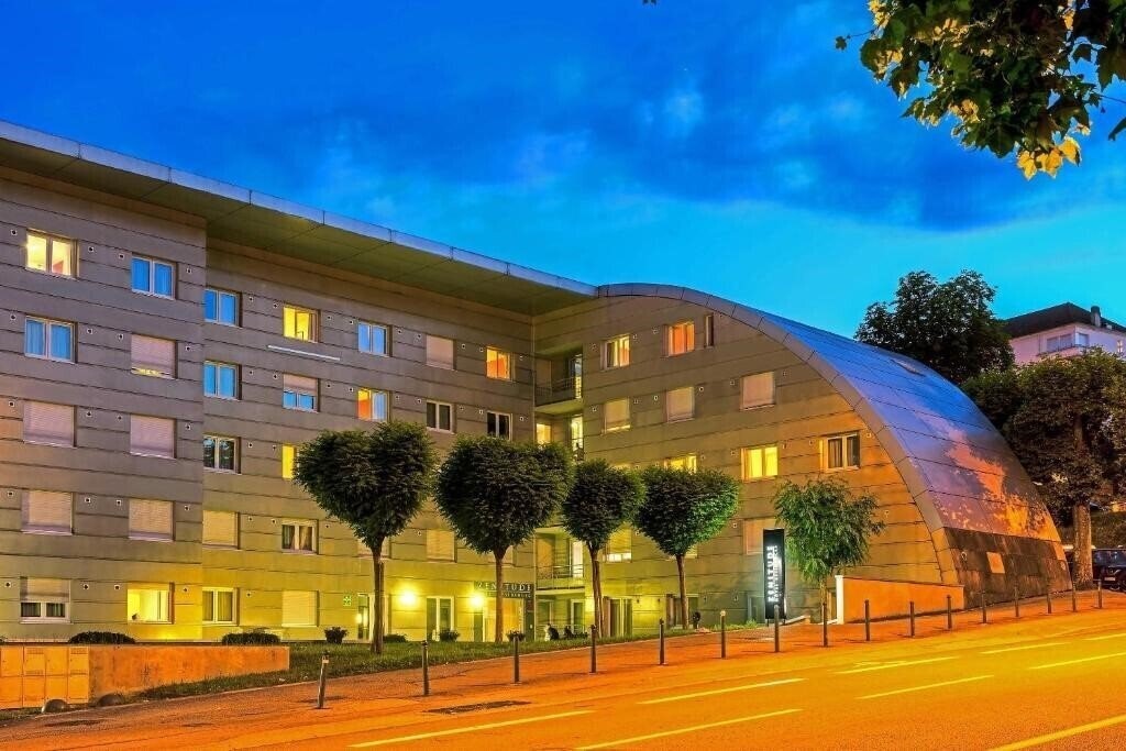 Готель Comfort Aparthotel Besancon La City 3*