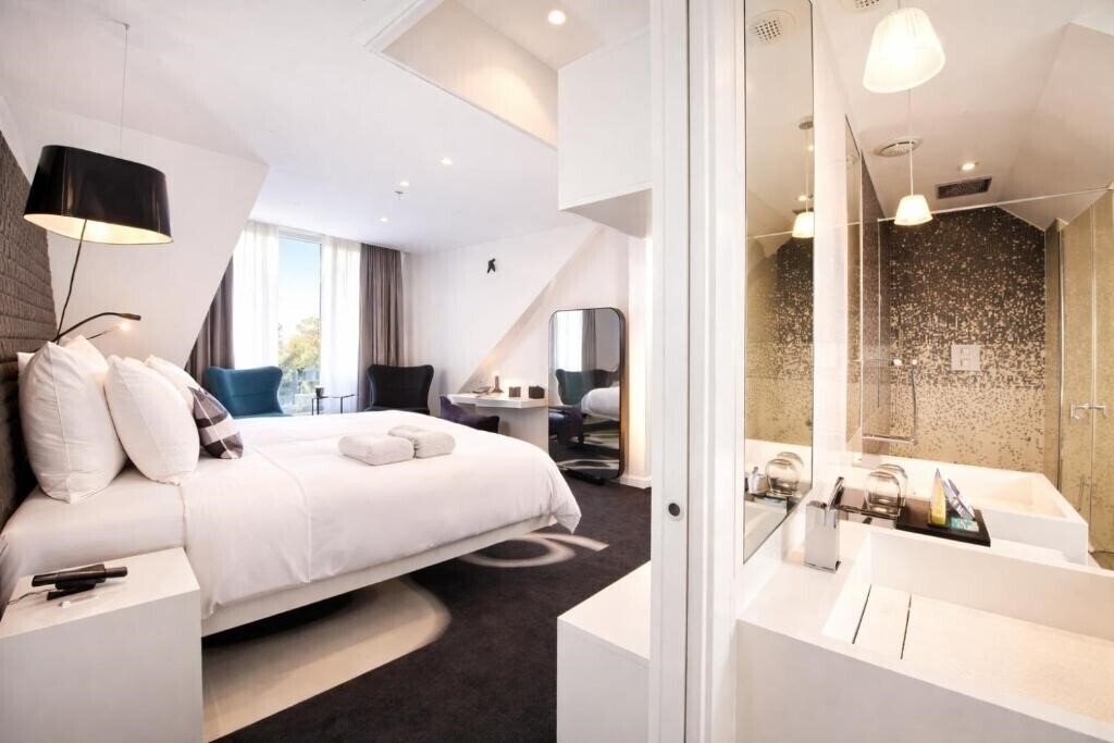 Готель Vertigo Hotel 4*