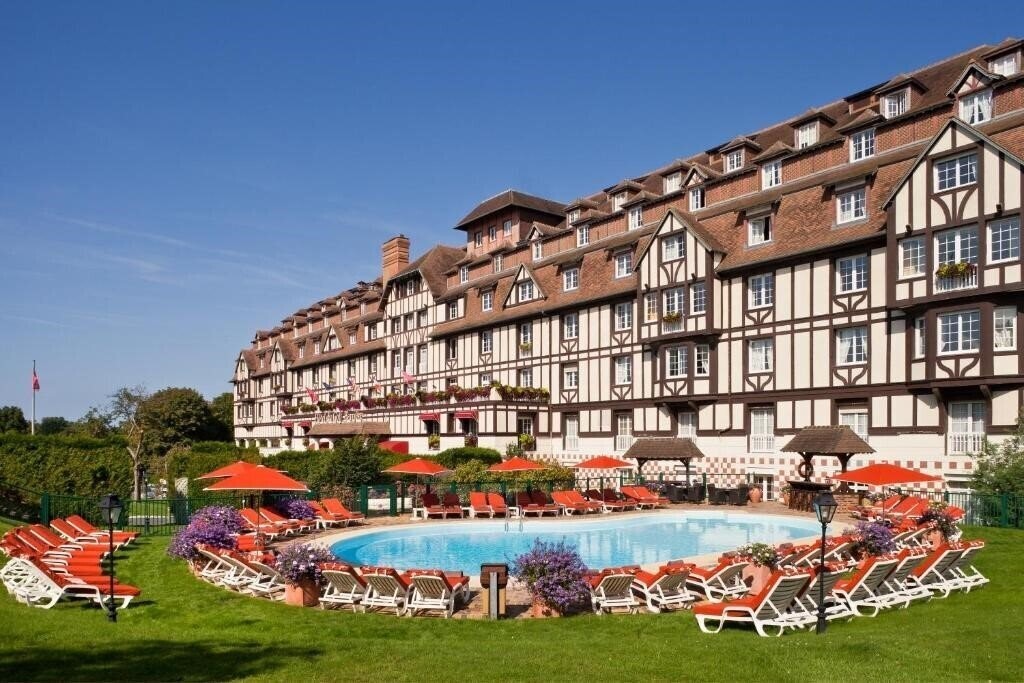 Фото Hotel Barriere L'hotel Du Golf Deauville 4*