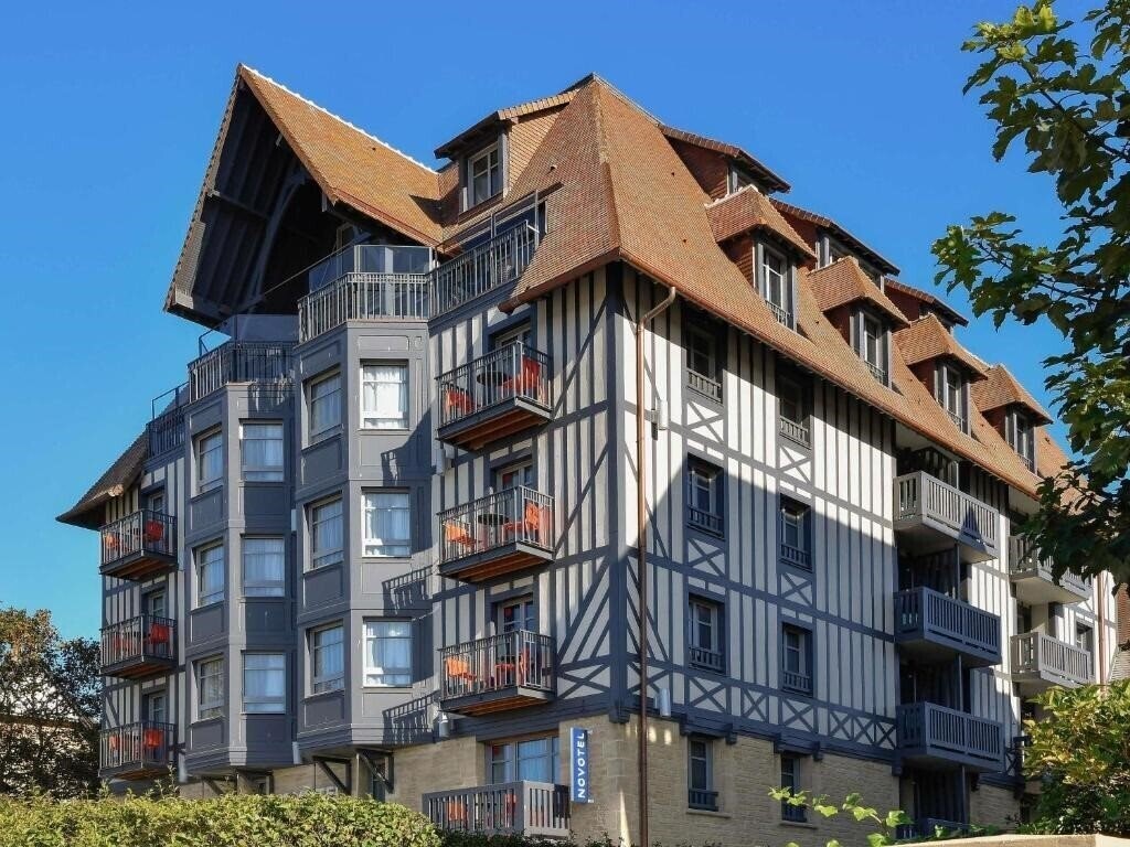 Готель Novotel Deauville Plage 4*