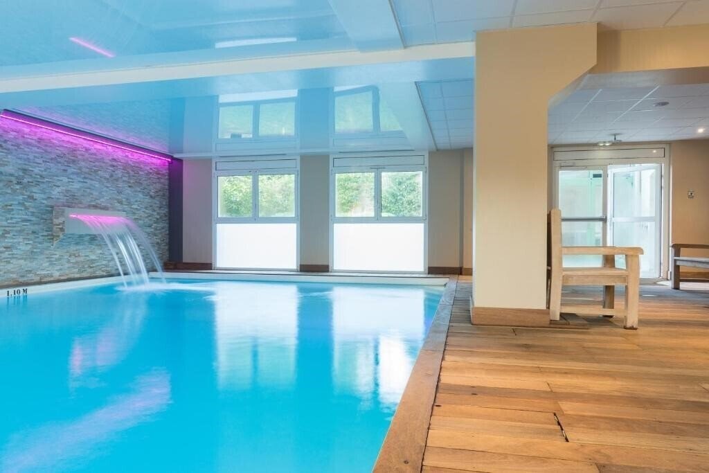 Фото La Closerie Deauville 4*