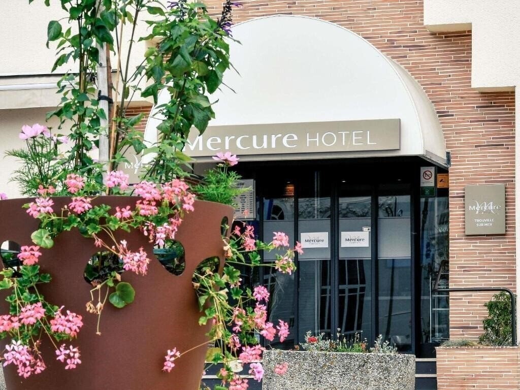 Готель Mercure Trouville-Sur-Mer 4*