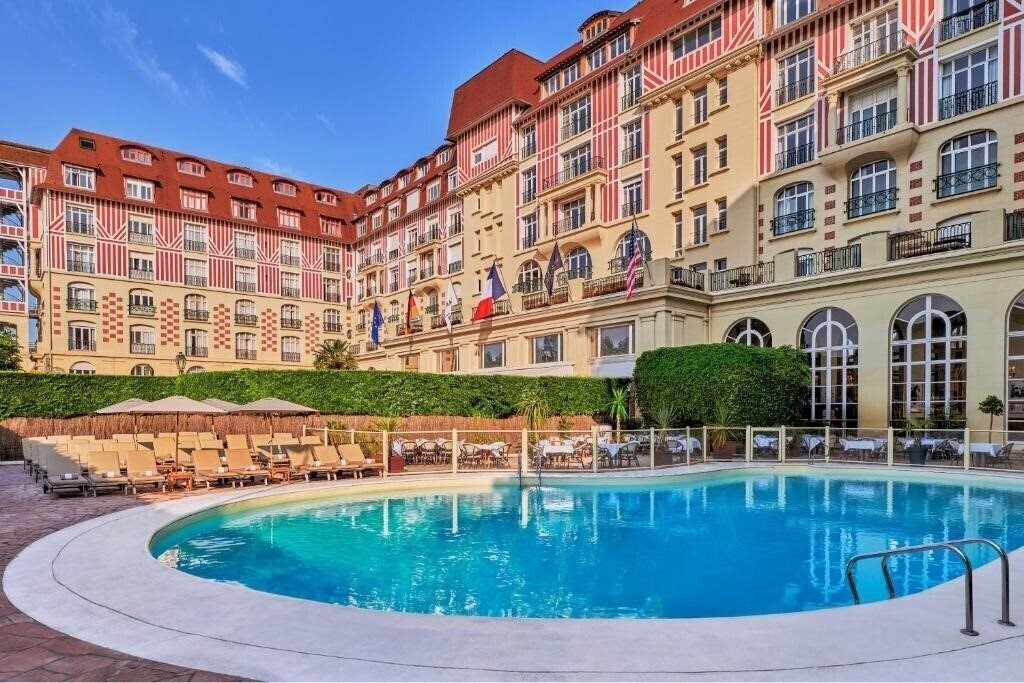 Фото Royal Barriere 5*