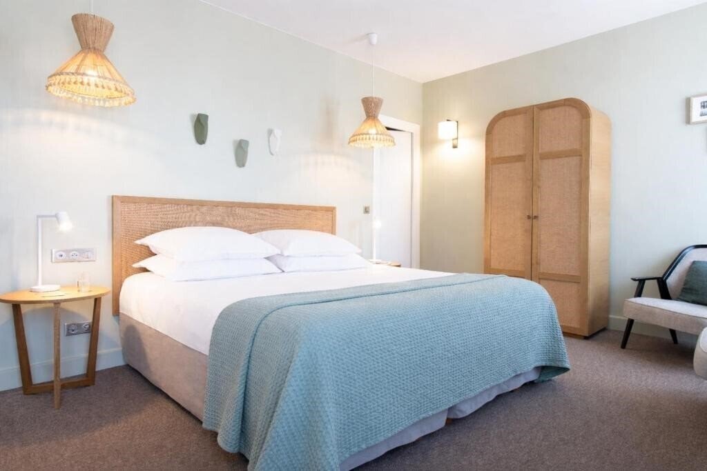 Готель Boutique Hotel Cezanne 4*