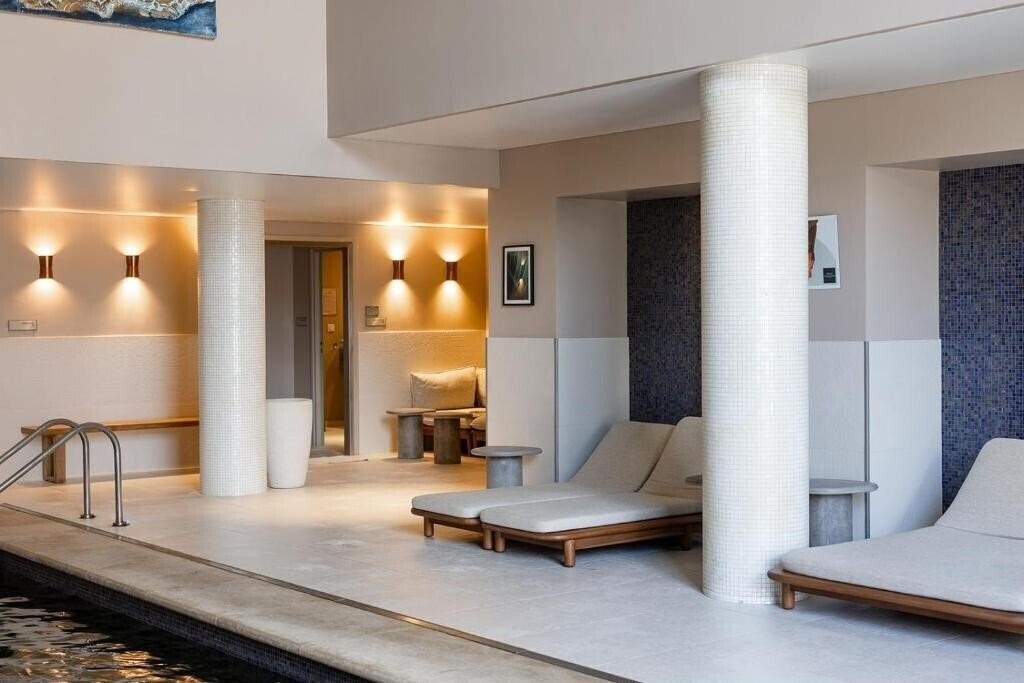Фотографія Renaissance Aix-en-Provence 5*
