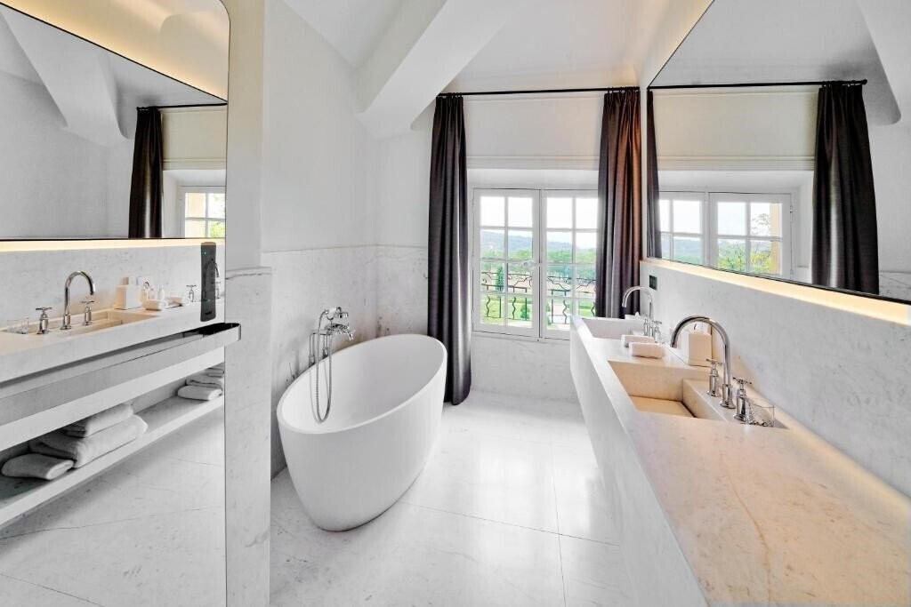 Зображення Chateau De La Gaude 5*