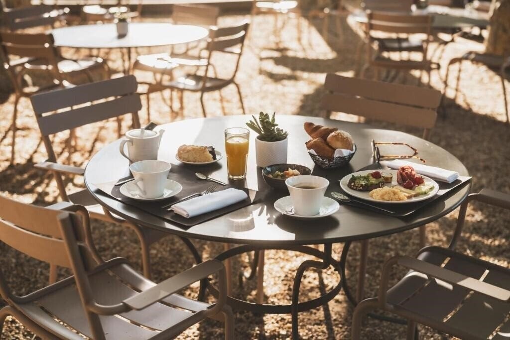 Фотографія Les Lodges Sainte-Victoire Hotel & SPA 5*