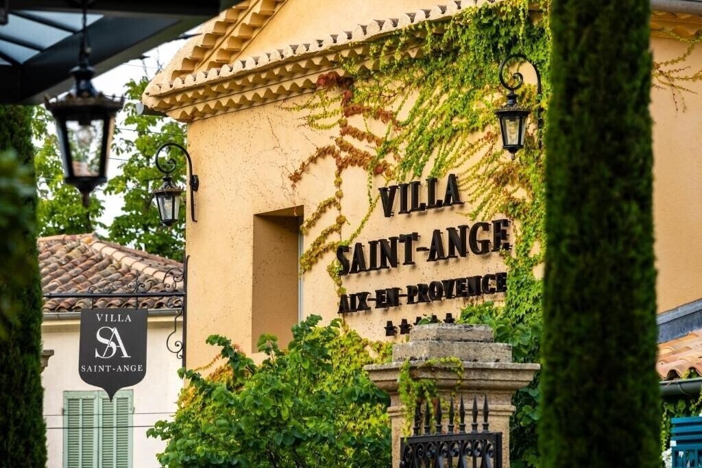Фотографія Villa Saint-Ange 5*