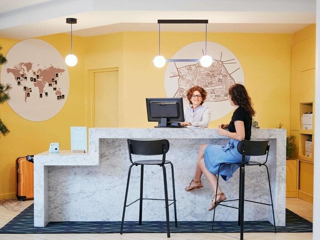 Отель Aparthotel Adagio Aix-En-Provence Centre 4*