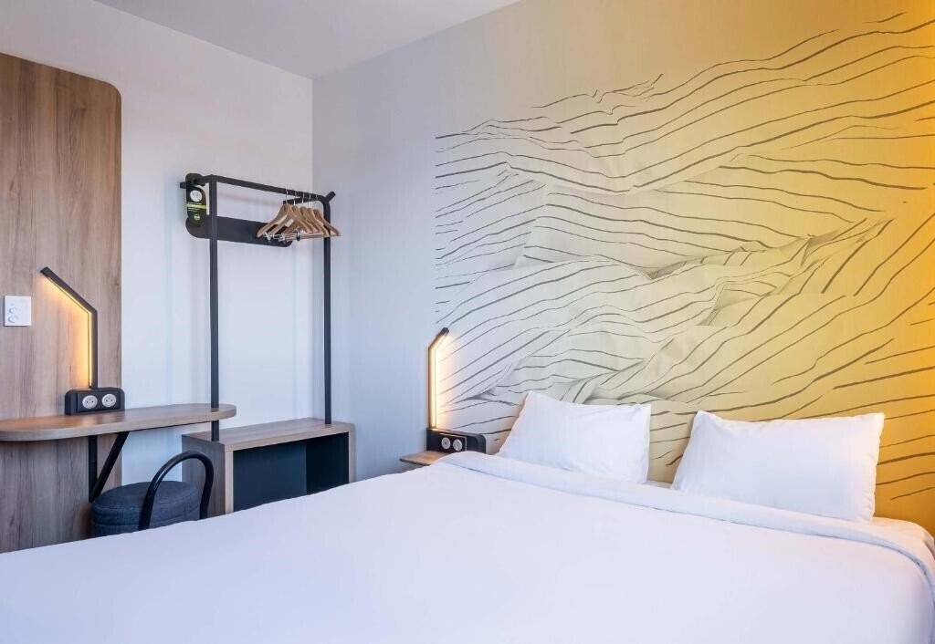 Фотографія B&B Hotel Evian Publier 3*