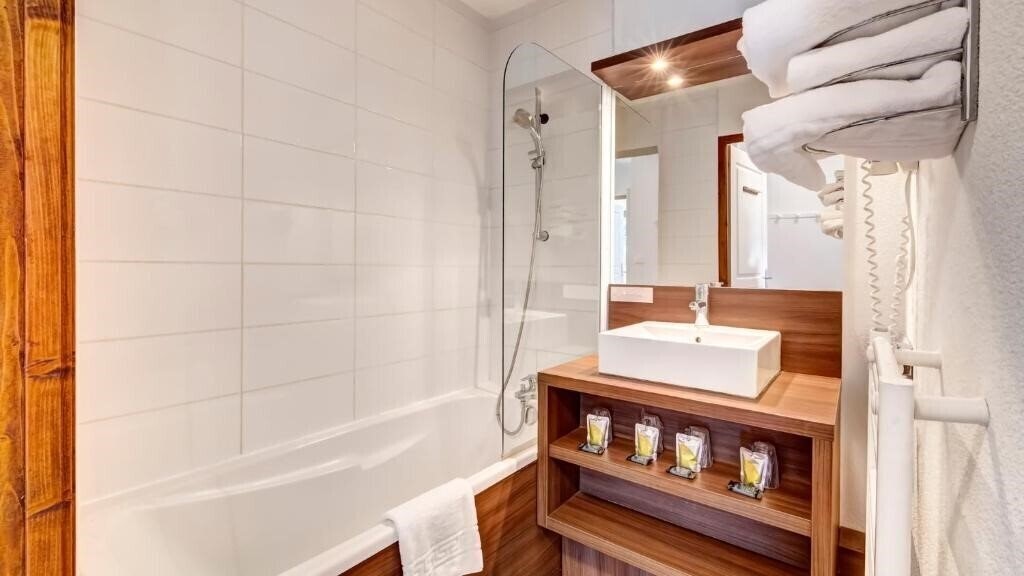 Фото Vacanceole - Residence Grand Massif 3*