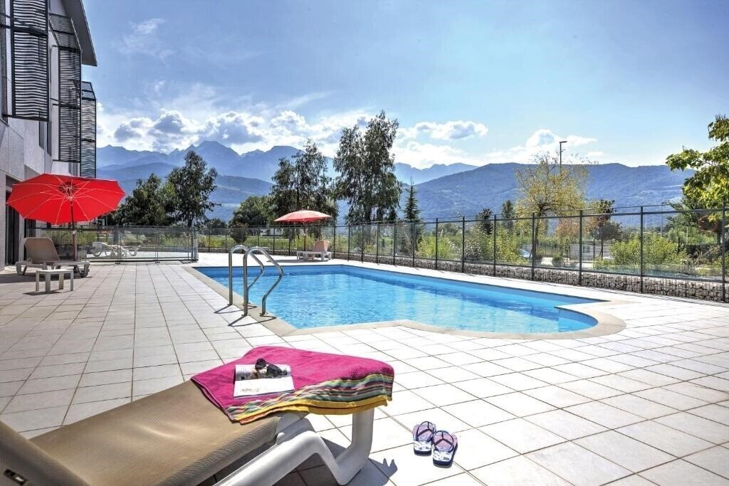 Готель Appart'City Confort Grenoble Inovallee 3*
