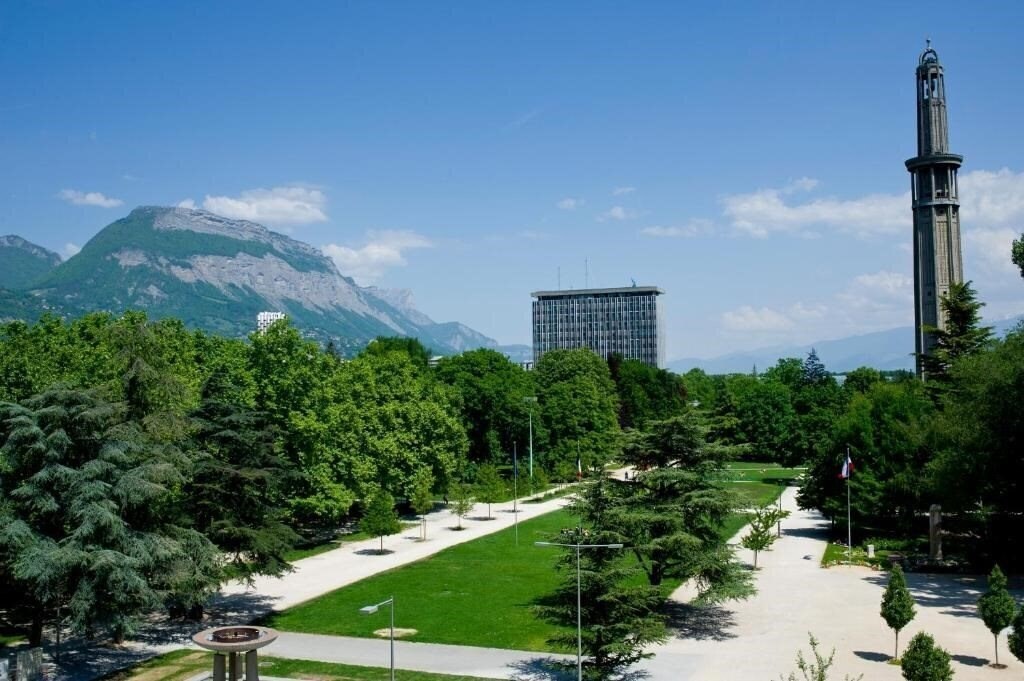 Отель Park Hotel Grenoble Handwritten Collection 4*