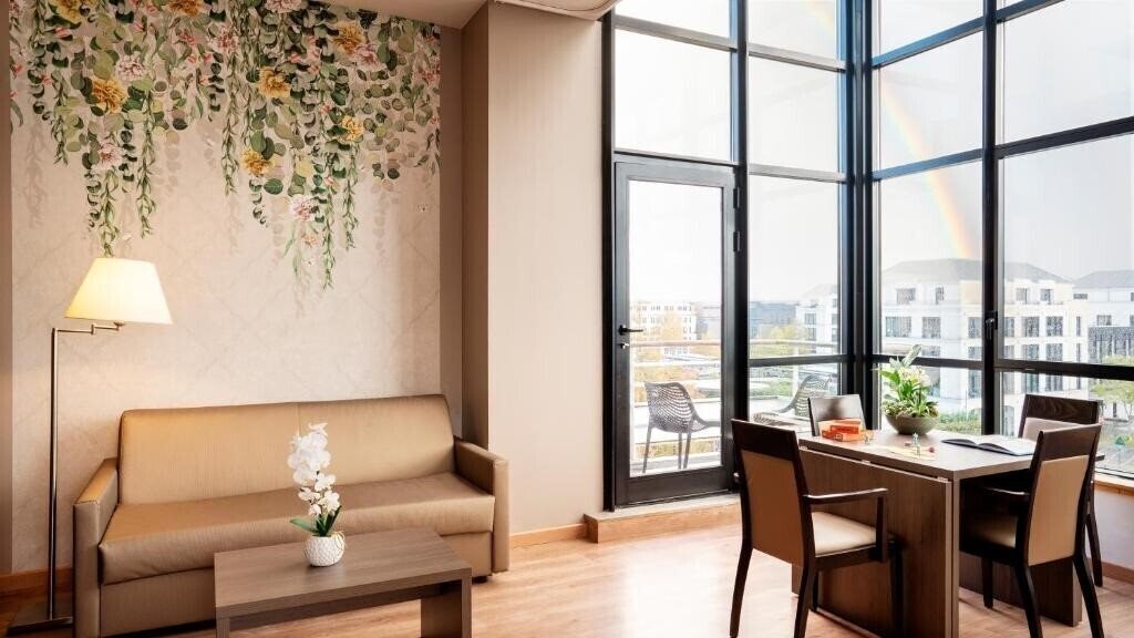 Отель Residhome Val D’Europe 4*
