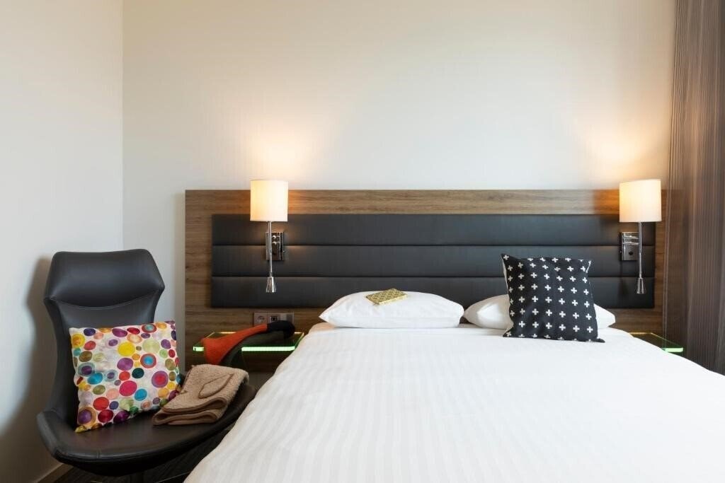 Фотографія Moxy Paris Charles de Gaulle Airport 3*