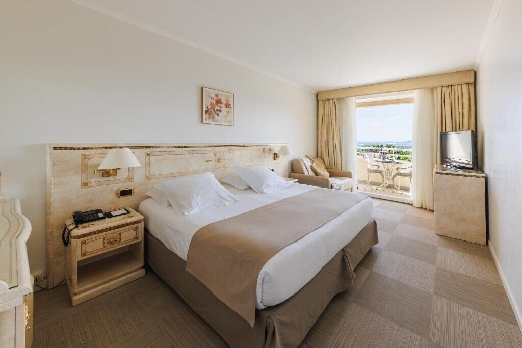 Готель Hotel Corsica 5*
