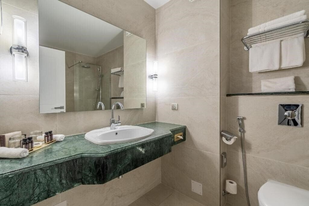Фото Hotel Corsica 5*