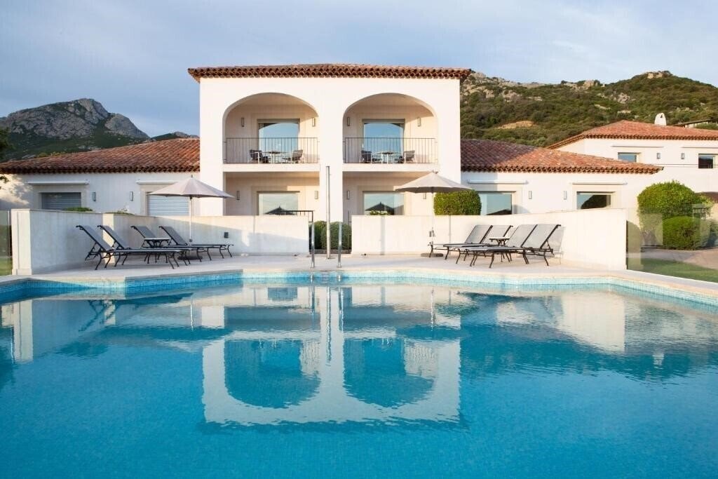 Фотография La Villa Calvi 5*