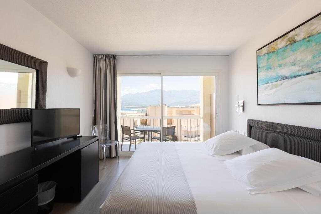 Фото Hotel Mariana 3*