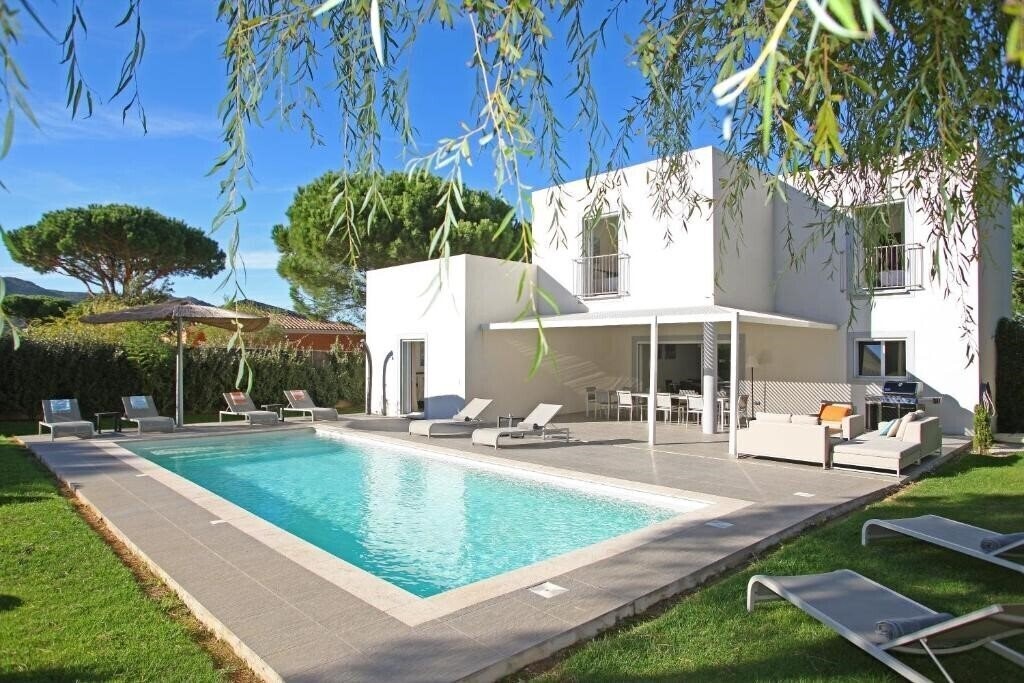 Отель Domaine Villas Mandarine 5*