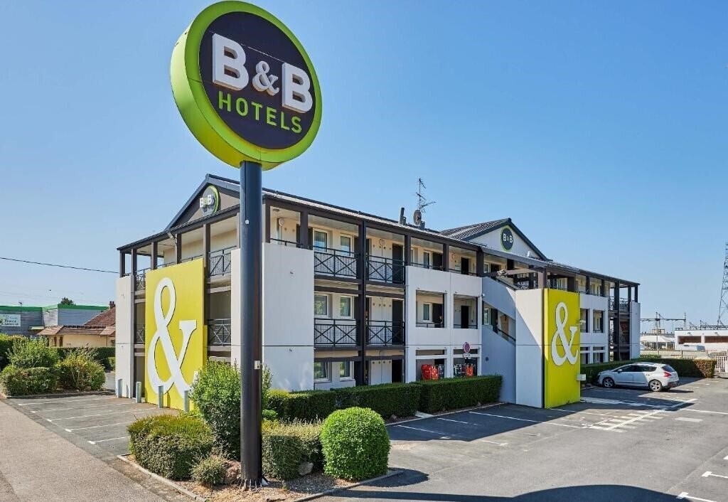 Готель B&B Hotel Caen Sud 2*