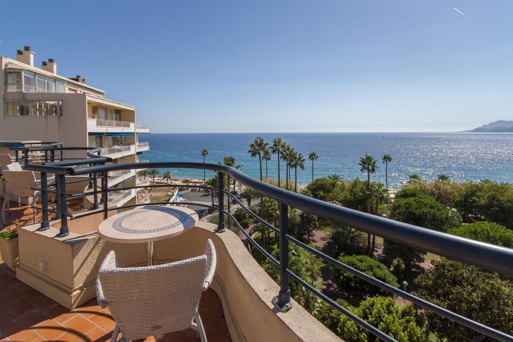 Отель Belle Plage 4*