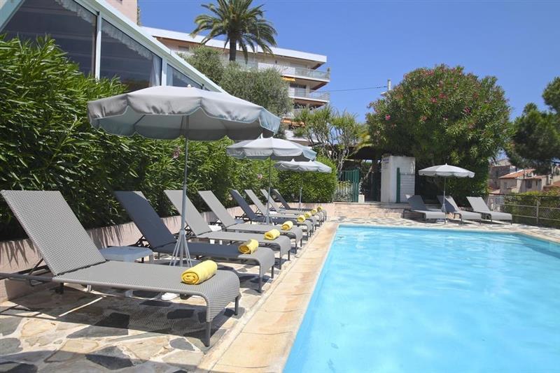 Фото Des Oranges 3*