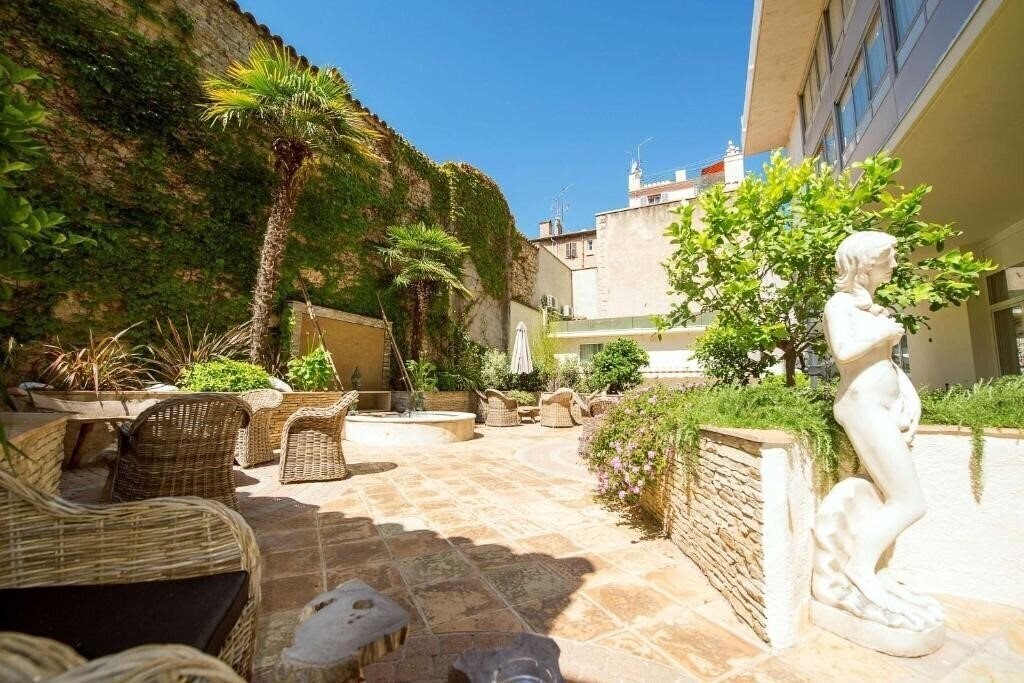 Фотографія Best Western Premier Le Patio des Artistes 4*