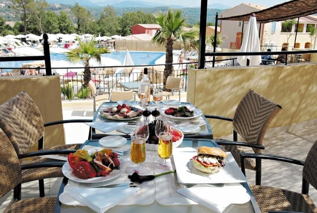 Картинка Residence Domaine De Fayence 4*