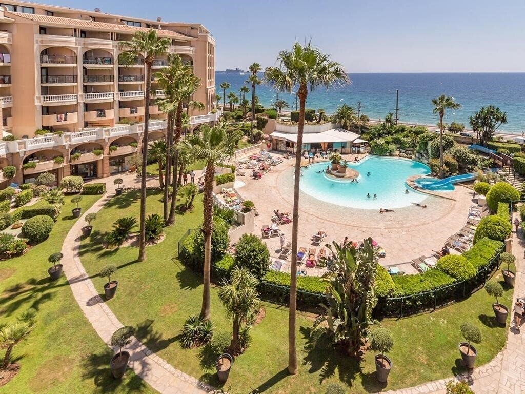 Готель Residence Pierre & Vacances Cannes Verrerie 3*