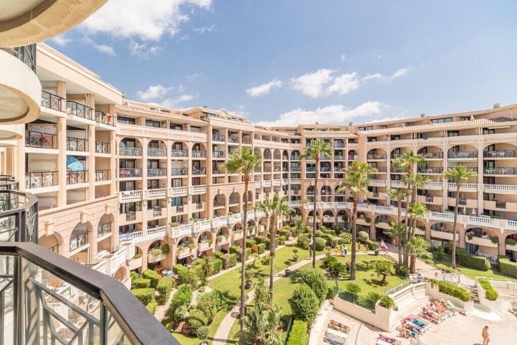 Фотографія Residence Pierre & Vacances Cannes Verrerie 3*