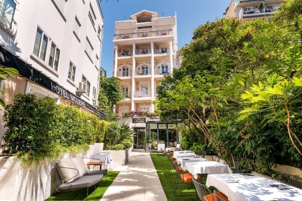 Готель Hotel Moliere 3*