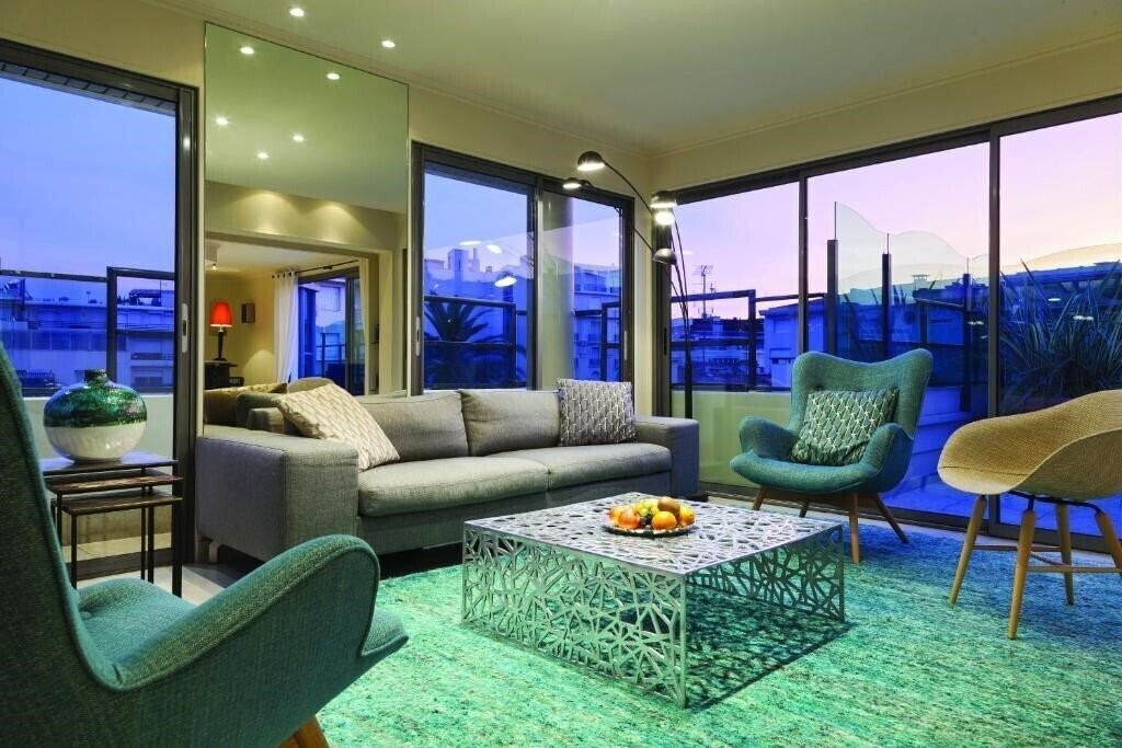 Фотографія Neho Suites Cannes Croisette 4*