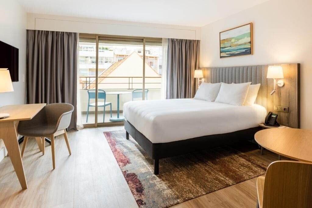 Картинка Staybridge Suites Cannes Centre by IHG 4*