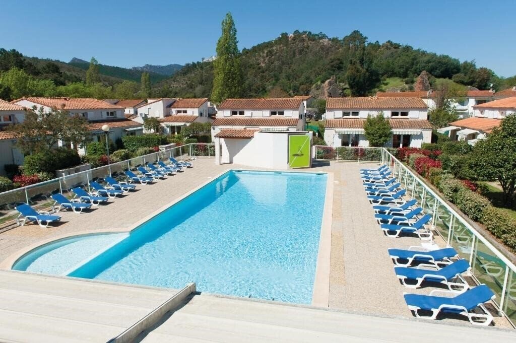 Зображення Comfort Aparthotel Mandelieu la Napoule Village 3*