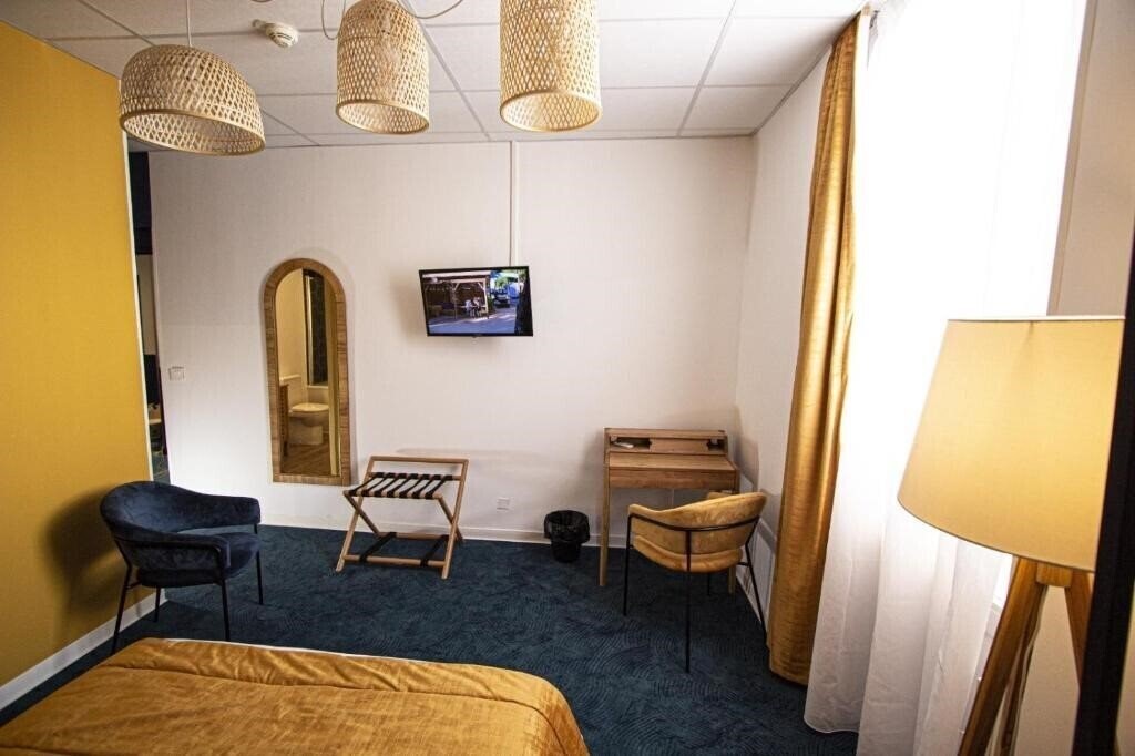 Фото Charlie's Hotel 2*