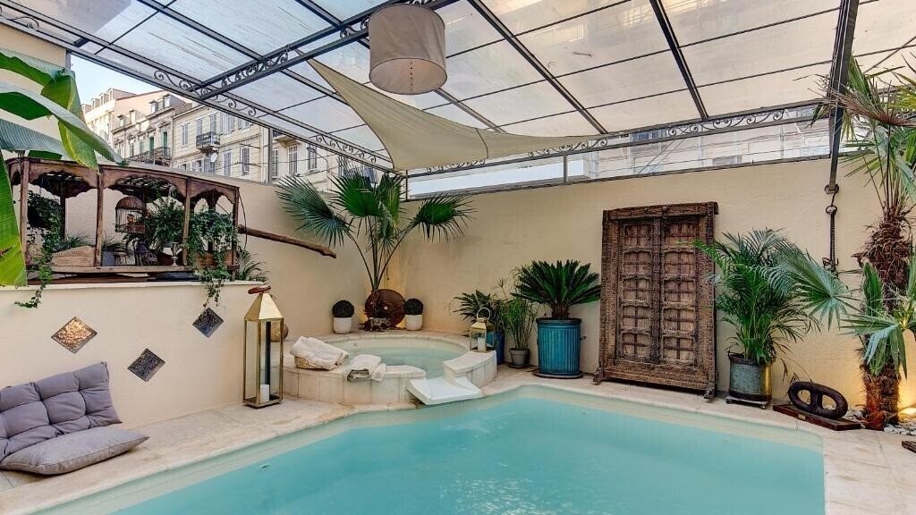 Готель Cocoon in Cannes 5*