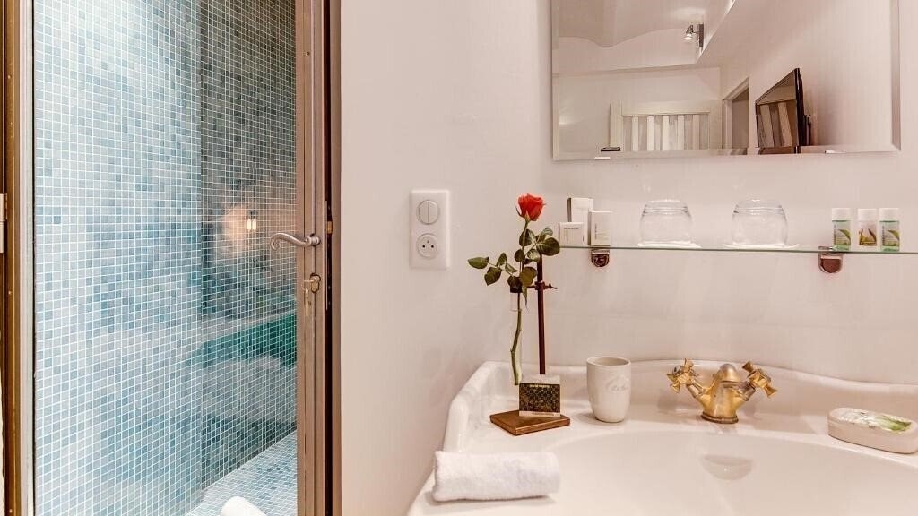 Фотографія Cocoon in Cannes 5*