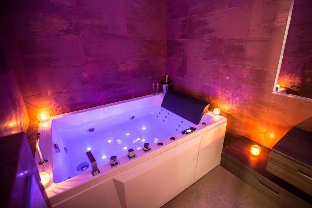 Фото Residence Du Louvre LRA Cannes 5*